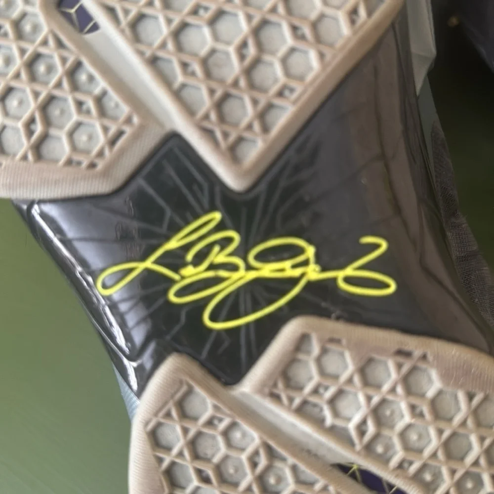 Nike Autograph Lebron James 🔥Sale🔥athletic shoes